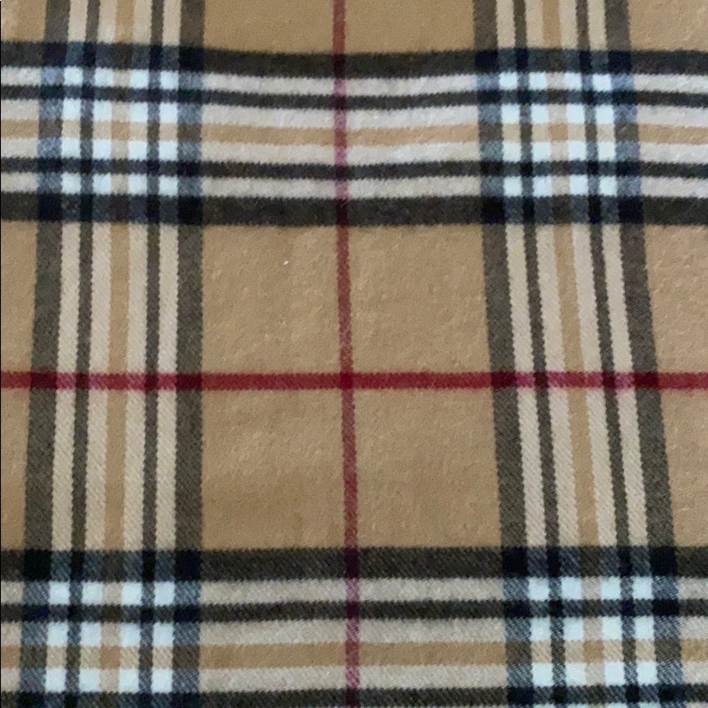 Plaid scarf** Bundle 5+ items and name your offer!!! 💖💞 - Picture 2 of 2